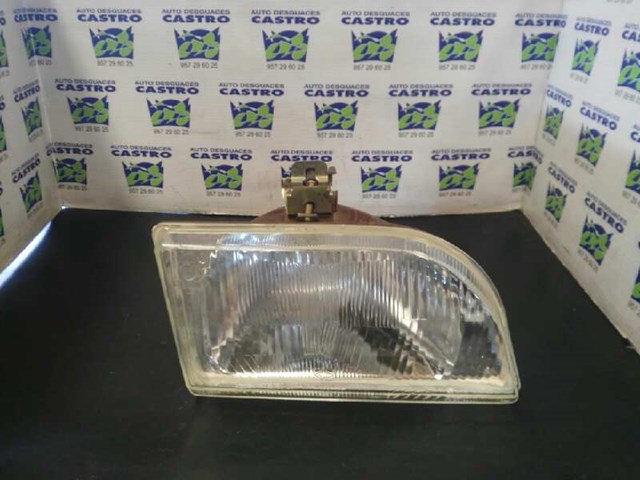 Reflektor prawy 1062421 FORD