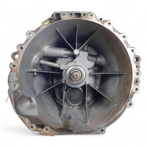 Mechaniczna skrzynia biegów w komplecie 1067401098 LAND ROVER