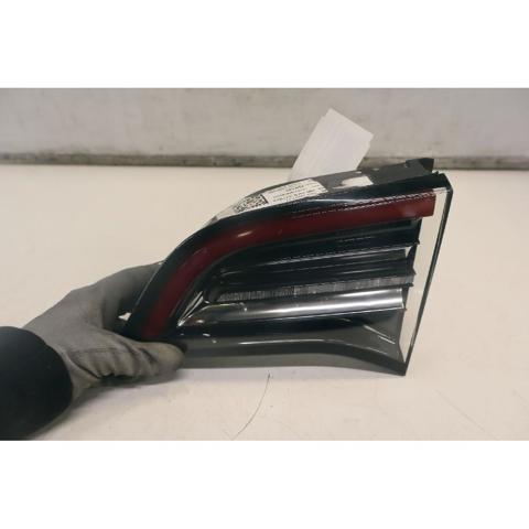 Lampa zespolona tylna prawa wewnętrzna 107740200G TESLA