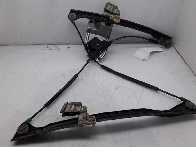 Mechanizm podnoszenia szyby drzwi przednich prawych 1079233 FORD