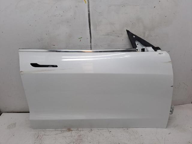  Tesla Model 3  (2016-2026)
