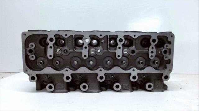 Głowica cylindrów 110397F409 NISSAN