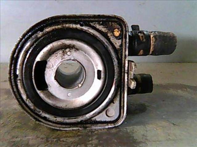 Chłodnica oleju, pod filtrem 1103A2 PEUGEOT