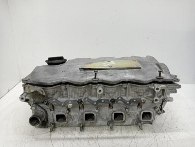 Głowica cylindrów 110405M300 NISSAN