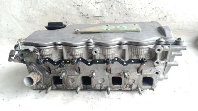 Głowica cylindrów 110405M302 NISSAN