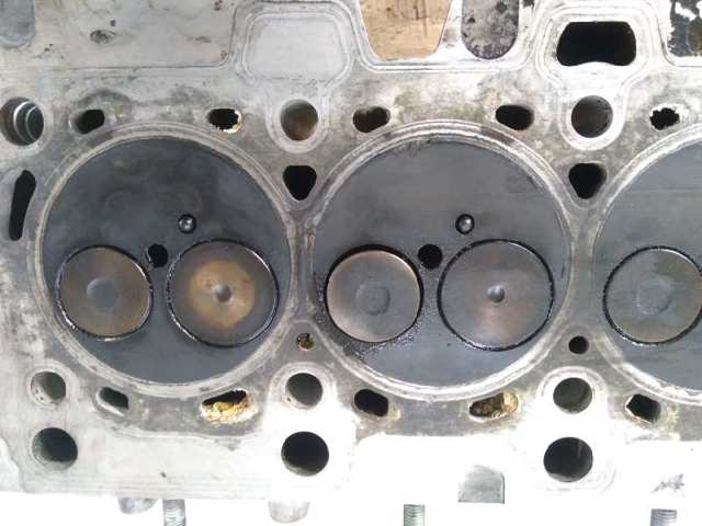 110412587R Renault (RVI)