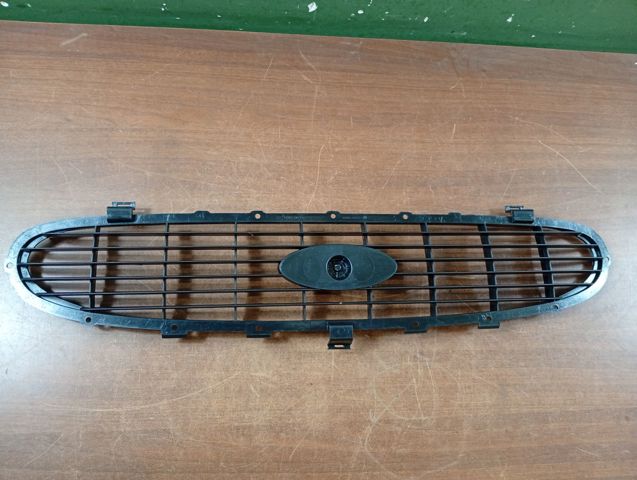 Atrapa chłodnicy Ford Transit 4 E