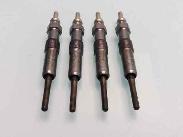 Świeca żarowa 110654876R RENAULT