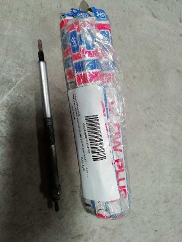 Świeca żarowa 11065AD200 NISSAN