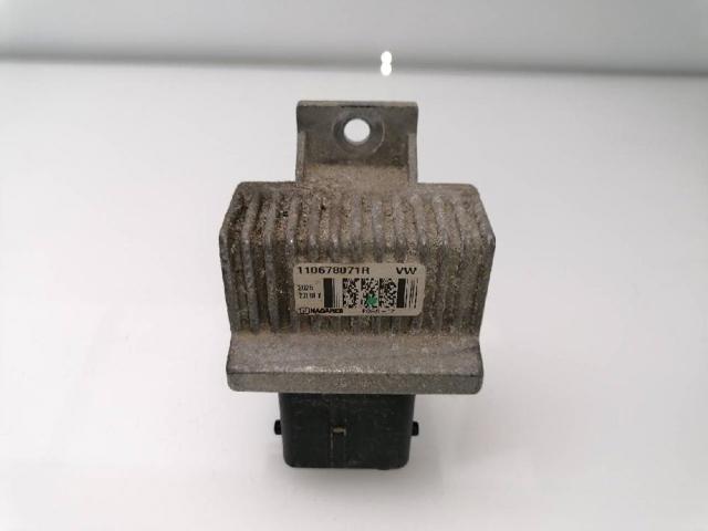 Przekaźnik świec żarowych 110678071R NISSAN