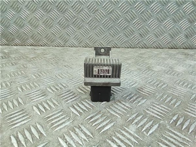 Przekaźnik świec żarowych 110678071R RENAULT