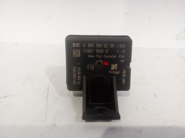110679886R Renault (RVI)