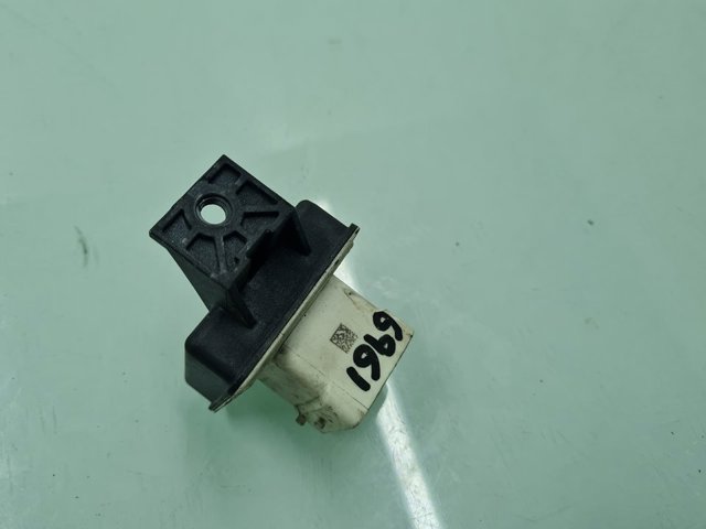 110679886R Renault (RVI)