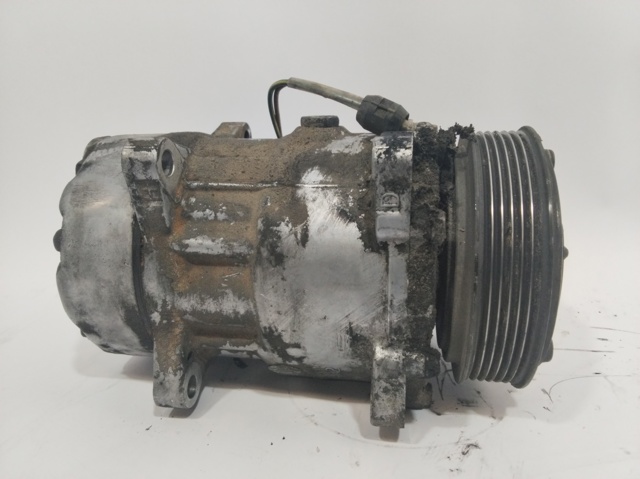 Sprężarka klimatyzacji 1106F PEUGEOT