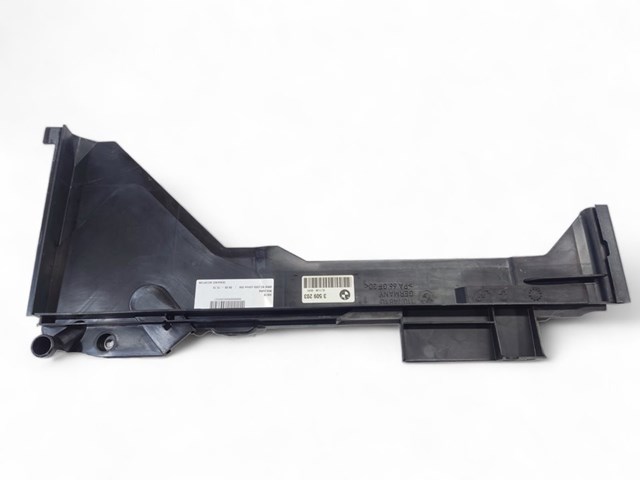 Chłodnica klimatyzacji 11074810 BMW