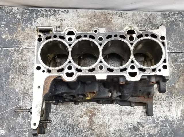 Blok cylindrów silnika 11110399661 BMW