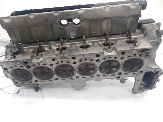 Głowica cylindrów BMW 7 E38