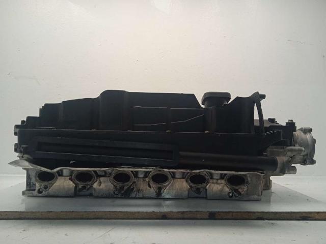 Głowica cylindrów BMW 7 E38