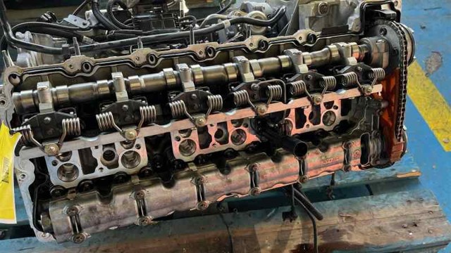 Głowica cylindrów do BMW X5 F15, F85