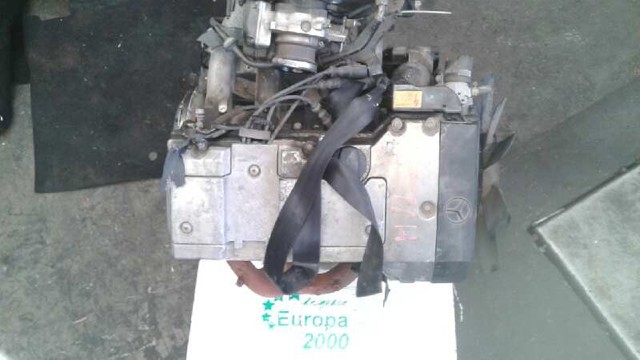 Silnik w komplecie 111920 MERCEDES