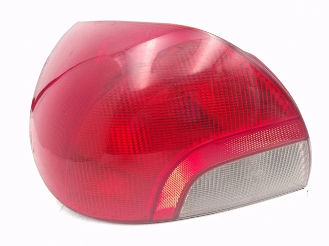 Kupić Lampa zespolona tylna lewa Ford Mondeo II BFP w dobrej cenie