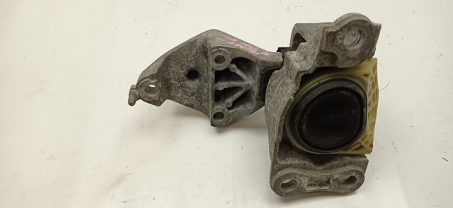 Poduszka (podpora) silnika prawa 112100020R RENAULT