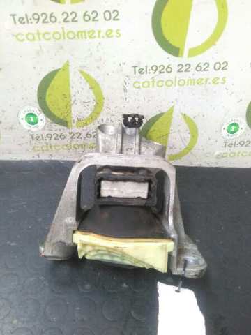 Poduszka (podpora) silnika prawa 112100020R RENAULT