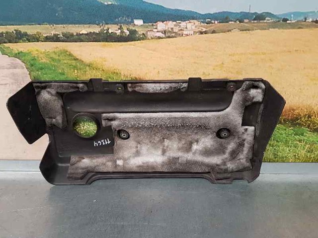 Pokrywa silnika dekoracyjna Toyota Avensis 2 T25