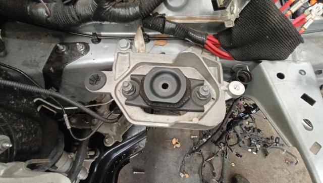 112221641R Renault (RVI)