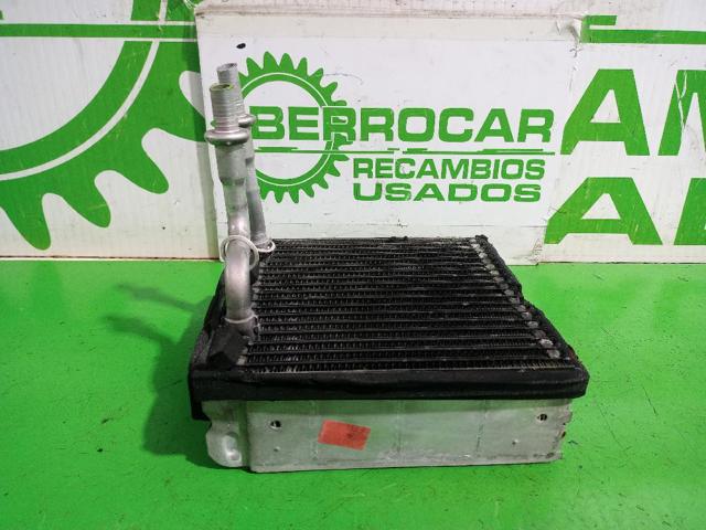 Parownik klimatyzacji Ford Connect PU2