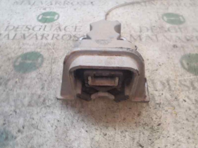 Poduszka (podpora) silnika prawa 112325742R RENAULT