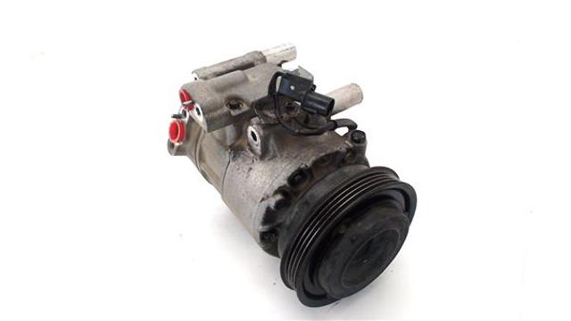 Sprężarka klimatyzacji 1127024600 HYUNDAI