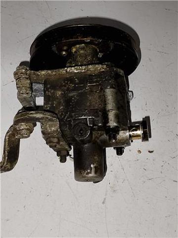 Pompa wspomagania hydraulicznego kierownicy 1130084 BMW