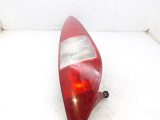 Lampa zespolona tylna prawa 1130104 FORD
