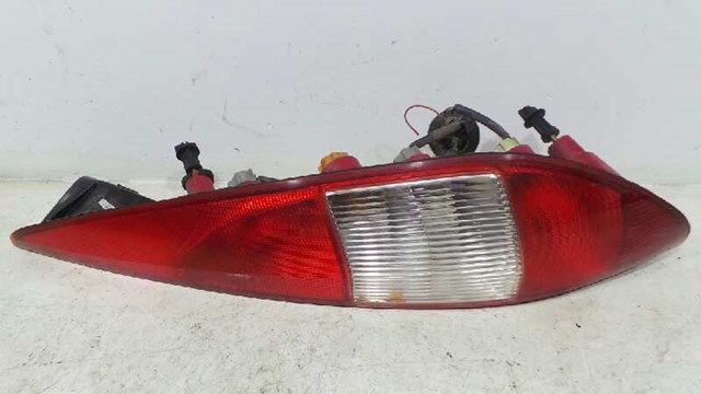 Lampa zespolona tylna prawa 1130104 FORD