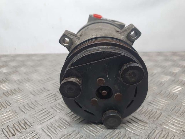 Sprężarka klimatyzacji 1135307 OPEL