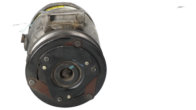 Sprężarka klimatyzacji 1135324 OPEL