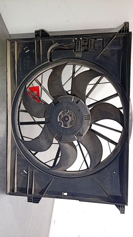 1137328109 Mercedes