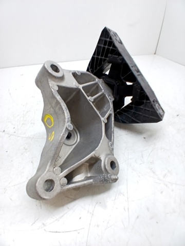 113752043R Renault (RVI)