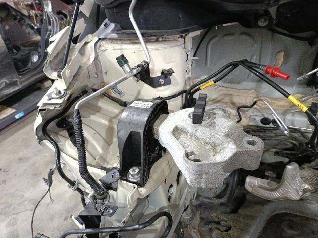 113752043R Renault (RVI)