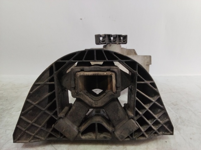 113752043R Renault (RVI)