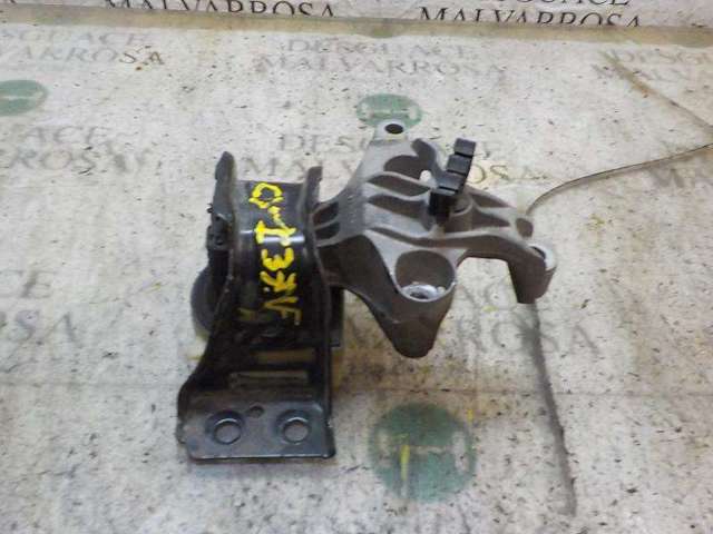 113758078R Renault (RVI)