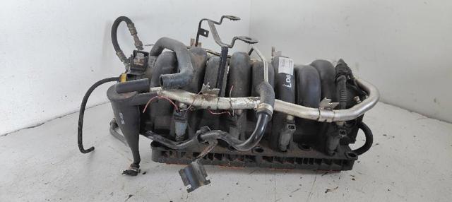 Kolektor ssący BMW 7 E32