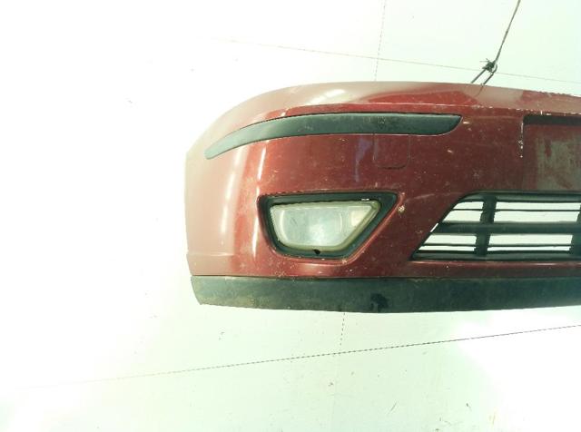 Zderzak przedni Ford Focus 1 DFW
