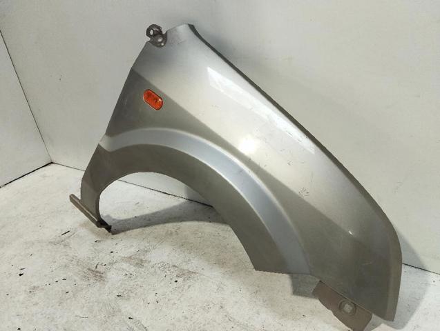 Błotnik przedni prawy Ford Fusion JU