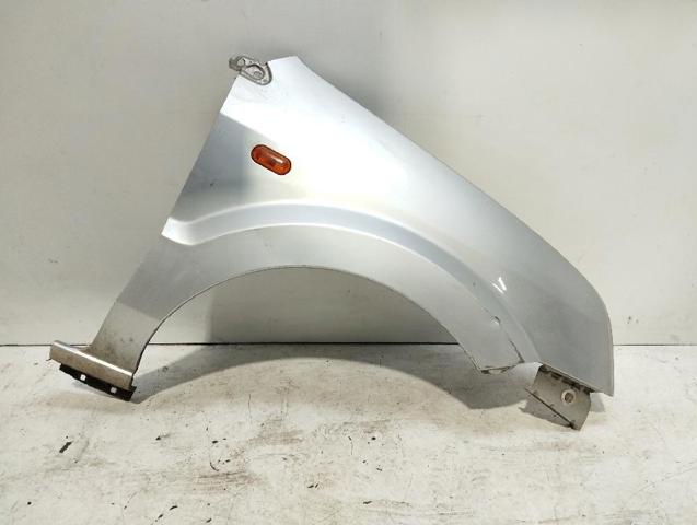 Błotnik przedni prawy Ford Fusion JU