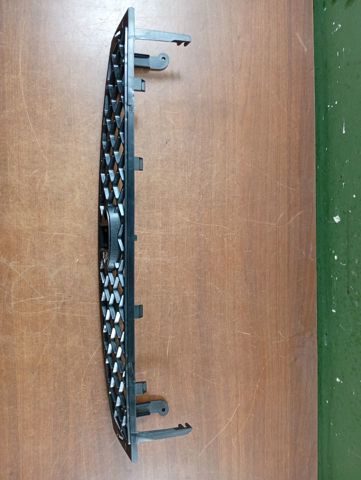 Atrapa chłodnicy Ford Focus 1 DFW