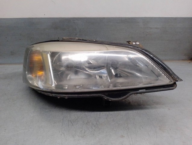 Reflektor prawy 1216111 OPEL