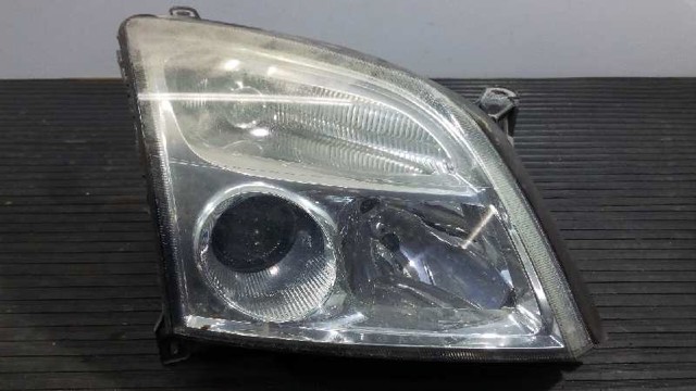 Reflektor prawy 1216120 OPEL