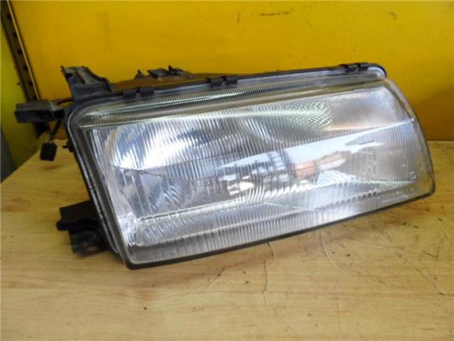 Reflektor prawy do Opel Vectra 86, 87